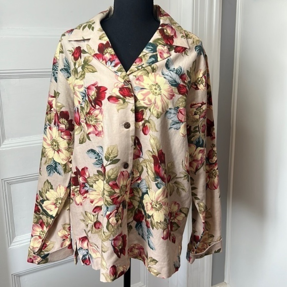 MAGGY LONDON Linen and‎ Rayon floral button down shacket size M
